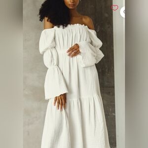 Nothing Fits But Seine White Long Juliet Sleeves Dress size S/M